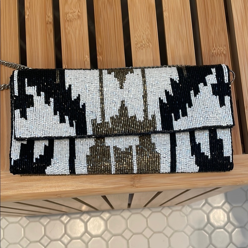 Elegant Black and White Beaded Clutch